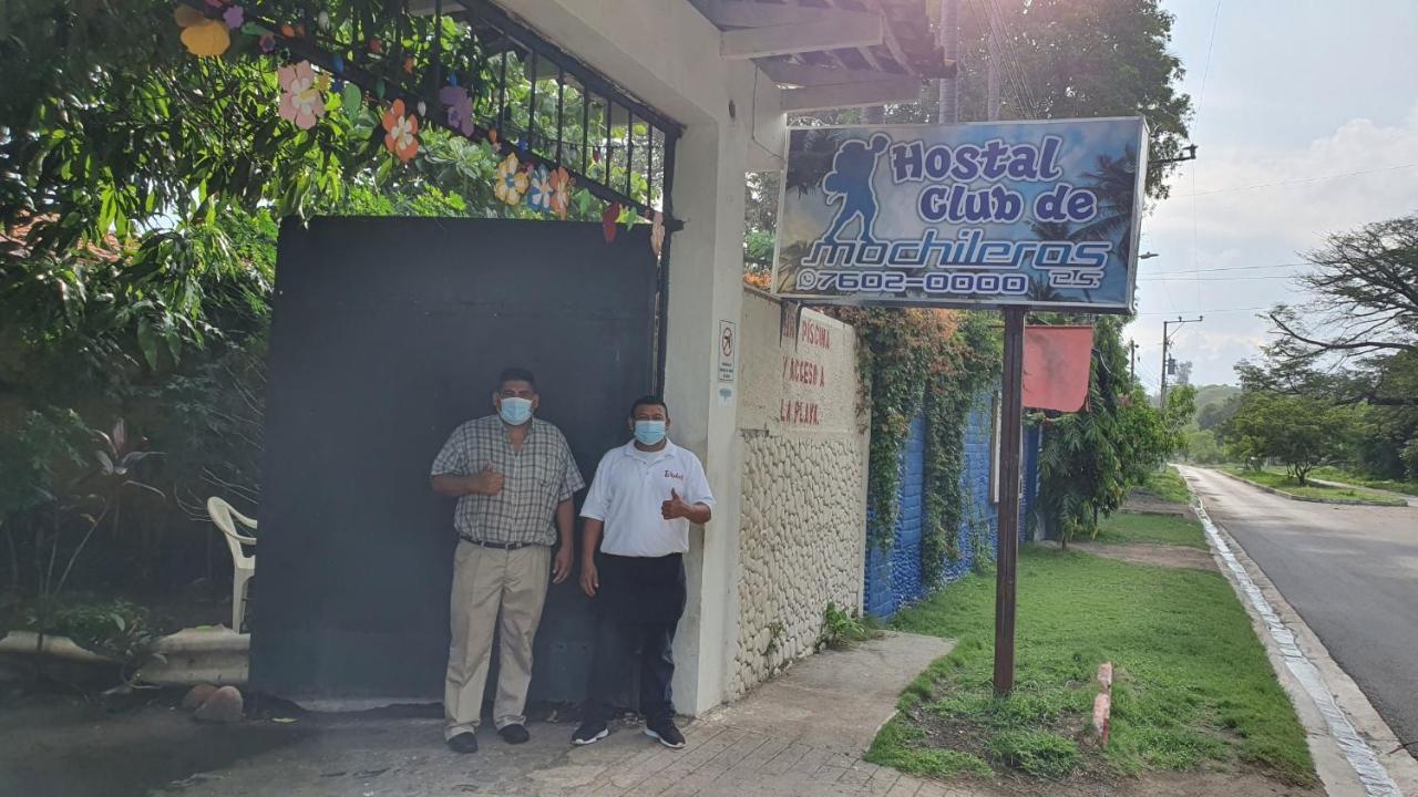 Hostal Club Mochilero La Libertad Exterior photo