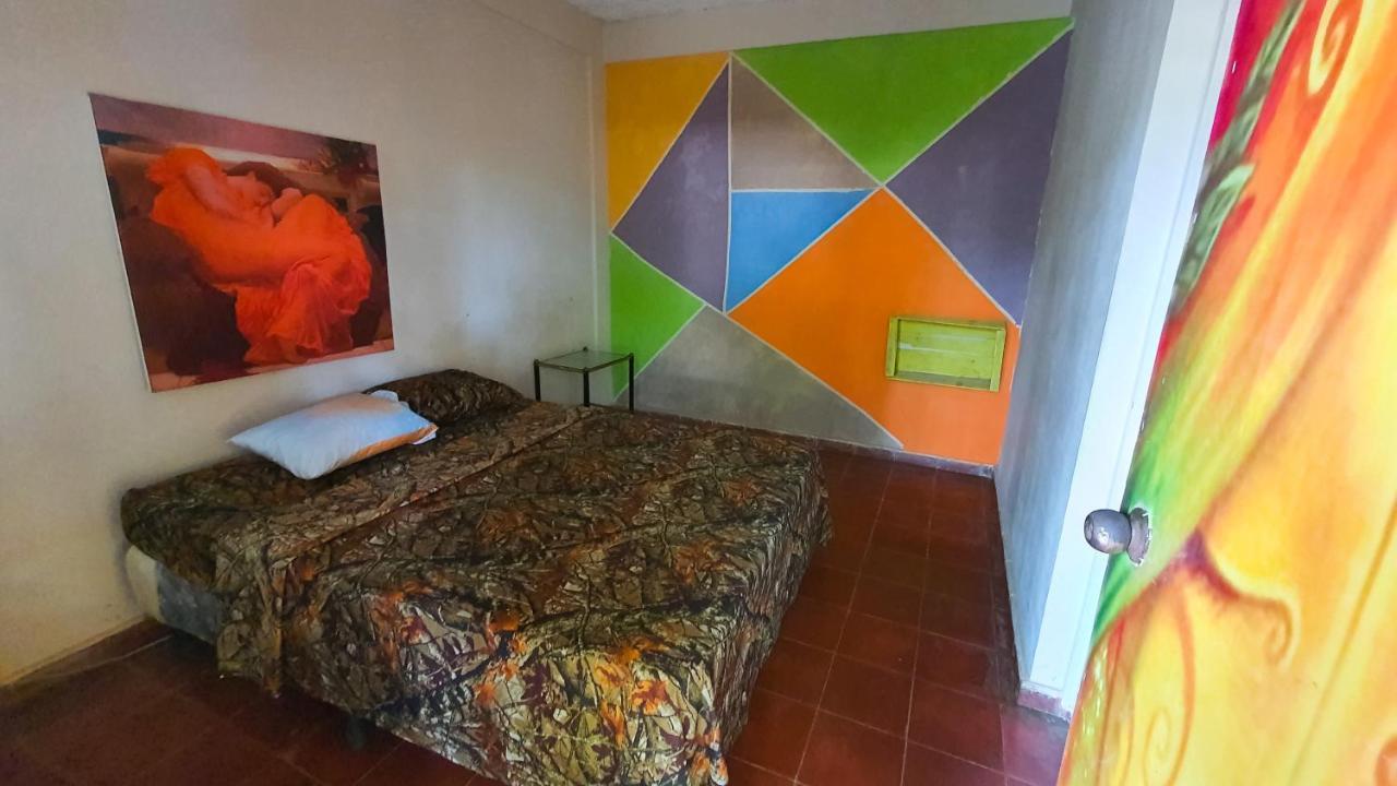 Hostal Club Mochilero La Libertad Exterior photo